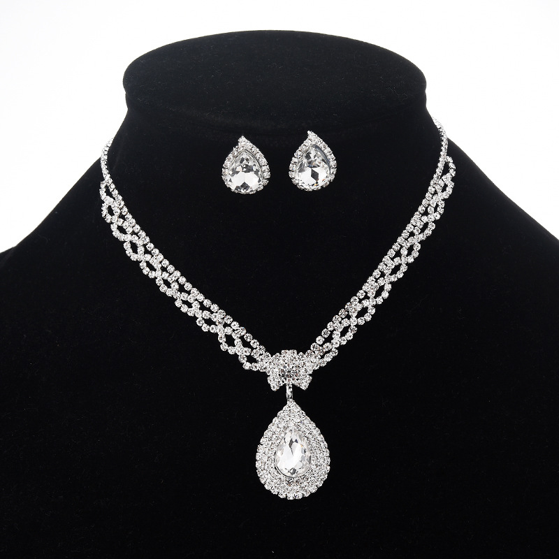 Rhinestone Drop Pendant Necklace  and Earrings Set